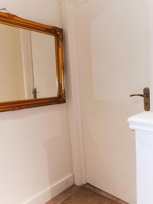 Riverview, Stylish Non Smoking Loft Ensuite 4 Rent Erith Exterior photo